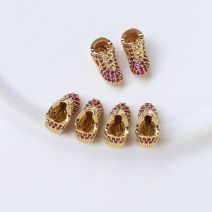 Gold-plated sneaker charms with red zircon pavé, set of 6 DIY jewelry accessories