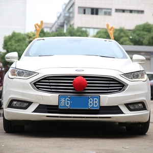 Kit de renne de Noël pour voiture avec bois en peluche et nez rouge sur auto