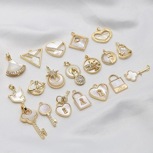 Ciondoli placcati oro con madreperla e zirconi per kit di creazione gioielli DIY
