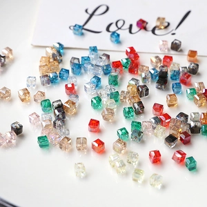 Sparkling multi-color square crystal beads with faceted cutting for DIY jewelry making