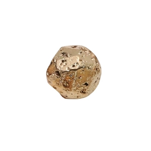 Perle goutte dorée irrégulière texturée avec finition vintage pour création bijoux DIY