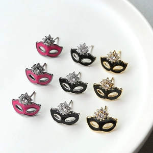 Exquisite gold-plated fox mask earrings set with sparkling zircon for DIY baroque jewelry