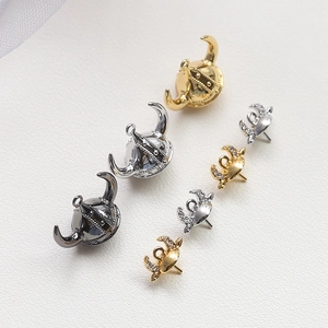 Accessoires bijoux DIY avec chapeaux de Viking et pendentifs croissant en zircon