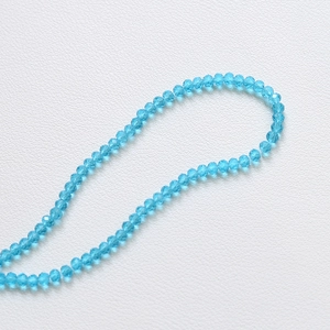 Détail de perles en cristal bleu clair facetté de 3,5 mm pour bijoux DIY