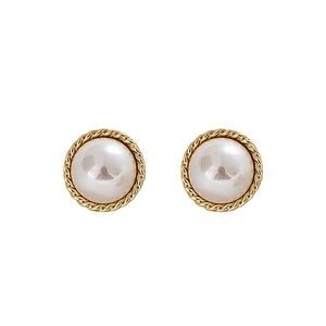 Classic 925 silver pearl stud earrings with vintage golden twisted metal border design