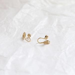 Composants de boucles d'oreilles clips spirales plaqués or 14k avec perles rondes lisses