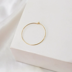 Créoles minimalistes plaquées or 14K avec finition polie pour création de bijoux DIY