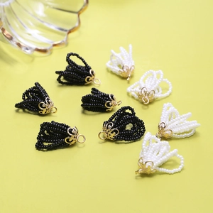 Vintage crystal glass beaded flower pendants with gold filigree caps for DIY jewelry