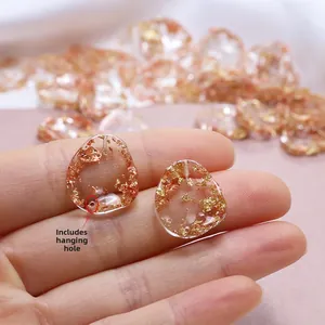 Pendentifs irréguliers en résine avec feuilles d'or et anneaux pour la création de bijoux