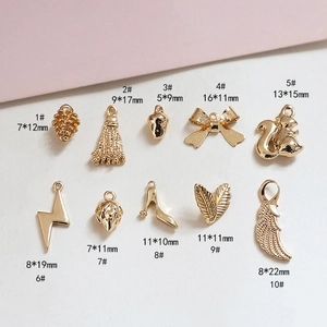 Collection de breloques écureuil doré, éclair et talon haut pour bijoux DIY