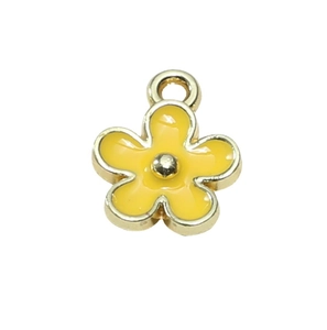 Goldener Fünf-Blatt-Blumenanhänger mit gelber Emaille für DIY-Schmuckherstellung