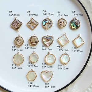 Collection de pendentifs géométriques en nacre d'abalone plaqués or pour bijoux DIY