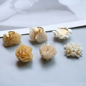 Detailreiche Perlen-Schleifen-Blumenanhänger mit Zirkonia für DIY-Schmuckherstellung