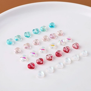 Mini Aurora Herzperlen aus Glas für DIY Schmuckherstellung in verschiedenen Farben