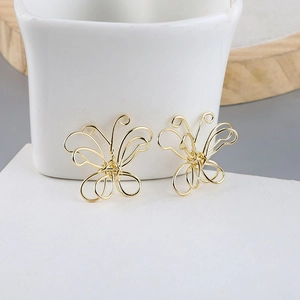 Colgantes de mariposa de perlas envueltos en alambre chapado en oro 18K para joyería DIY