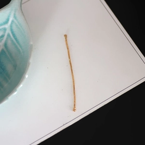 Detailed view of the gold-plated box chain component for DIY jewelry earrings