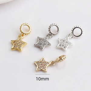 Pendentifs étoile 10mm plaqués or 14K et argent avec oxydes de zirconium sertis