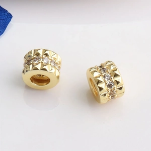Perle a foro largo placcate oro 14K con zirconi per la creazione di gioielli DIY