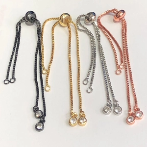 Catene a scatola regolabili in oro, argento, oro rosa e nero con ciondoli in zircone