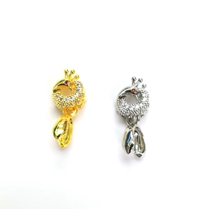 Exquisite 18k gold plated peacock pendant with zircon inlay for DIY jewelry necklaces