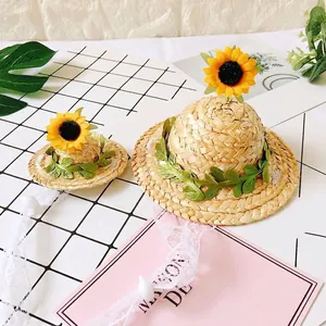Cute pet straw hat with sunflower decoration for cats and dogs in two sizes