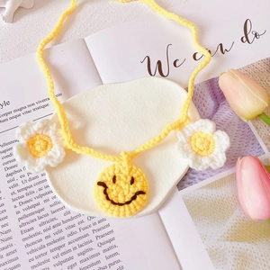Handmade Knitted Pet Flower Smiley Face Collar Crochet Yarn Dog Cat Necklace Neckband Cute INS Style Pet Neck Accessories
