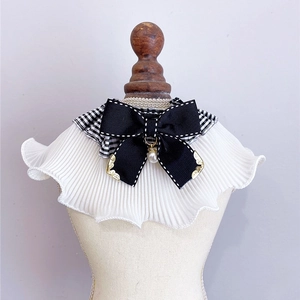 Adjustable pet lace bib collar with British style bowknot and pearl pendant for cats and dogs