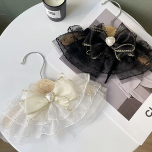 Elegant pet lace collar with mesh bow and heart pearl in black and cream colors