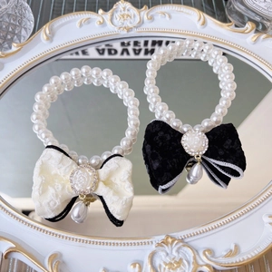 Elegante collana di perle per animali con fiocco di pizzo e ciondolo di strass rosa
