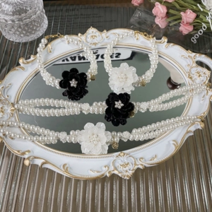 Französische Vintage Haustier Künstliche Perlenkette 3D Harz Kamelienblüte Anhänger Für Hunde Katzen Elegante Welpen Kätzchen Schmuck Hochzeit