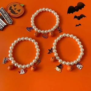 Pet Halloween Party Artificial Pearl Necklace Adjustable Faux Artificial Pearl Collar With Pumpkin Ghost Bat Witch Hat Charms Bells Jewelry For Cats Dogs