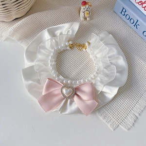 Collare per Gatti e Cani Stile Lolita Dolce Fiocco in Raso Bavaglino in Pizzo Con Perla Artificiale Collana Regolabile