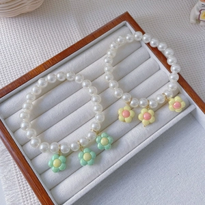 Handmade beaded flower pearl necklace for cats and dogs in green and yellow floral styles