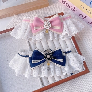 Sciarpa a Fiocco in Pizzo per Animali Domestici Con Ciondolo a Camelia e Künstliche Perle Bavaglino Decorativo Elegante per Cani Piccoli Gatti