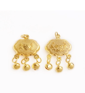 Détails des pendentifs cadenas dorés avec caractères de chance chinois et cloches en alliage