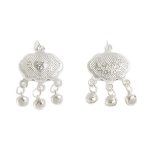 Pendentif serrure de longévité en argent avec caractères porte-bonheur et clochettes