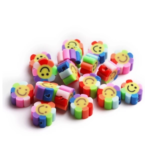 Macro de perles fleurs en pâte polymère colorée avec smileys pour bijoux DIY