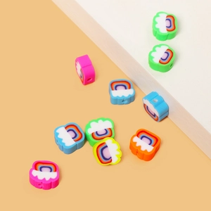 Handgefertigte Regenbogen- und Wolkenperlen aus Fimo für DIY-Schmuck und Armbänder