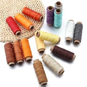 Flache 150D Polyester-Wachsfadenrollen in 15 Farben für Leder-Handnäharbeiten DIY
