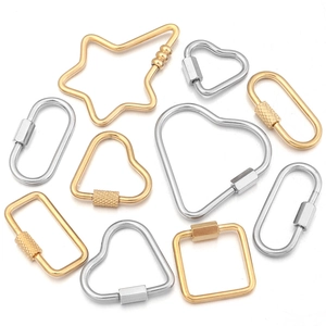 Vielfalt an herz- und sternförmigen Gold- und Silberkarabinern für DIY-Schmuck