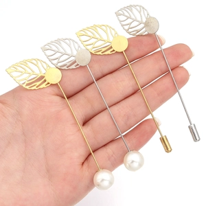Gold- und Silberne Blatt-Broschen mit Perlenkappe für DIY-Schmuckzubehör im Set