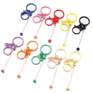 Set di portachiavi in metallo colorato con moschettoni e aste per perline fai-da-te