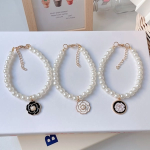 Elegant pearl pet collar with camellia flower charms and gold lobster clasp set