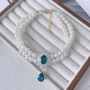 Double-layer pet pearl necklace with vintage silver filigree and blue gemstone pendant