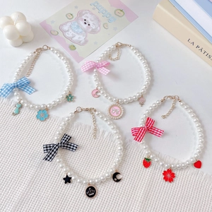 Sweet Pet Artificial Pearl Necklace Plaid Bowknot Enamel Cat Strawberry Flower Pendant Adjustable Resin Imitation Artificial Pearl Collar For Dogs Cats