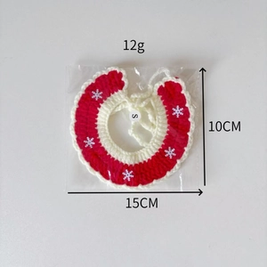 Detailed knit pet Christmas collar with white snowflakes and product size 15x10cm