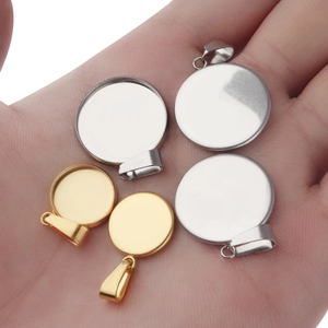 Golden and silver stainless steel round pendant tray bases for DIY jewelry making
