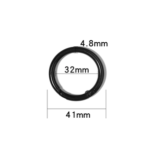 Detailed view of 32mm black spring O-ring with 41mm outer diameter dimensions
