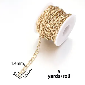 Detail of 10mm gold aluminum NK chain links for bags and DIY jewelry making