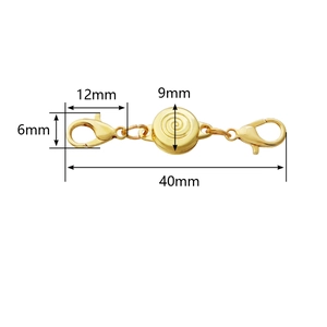 Detailed view of gold magnetic necklace clasp with lobster hooks and 40mm length measurements